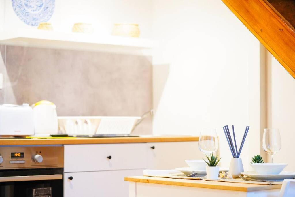 Cosy Two Bedroom Flat In Rottenbiller Str,Sky บูดาเปสต์ ภายนอก รูปภาพ